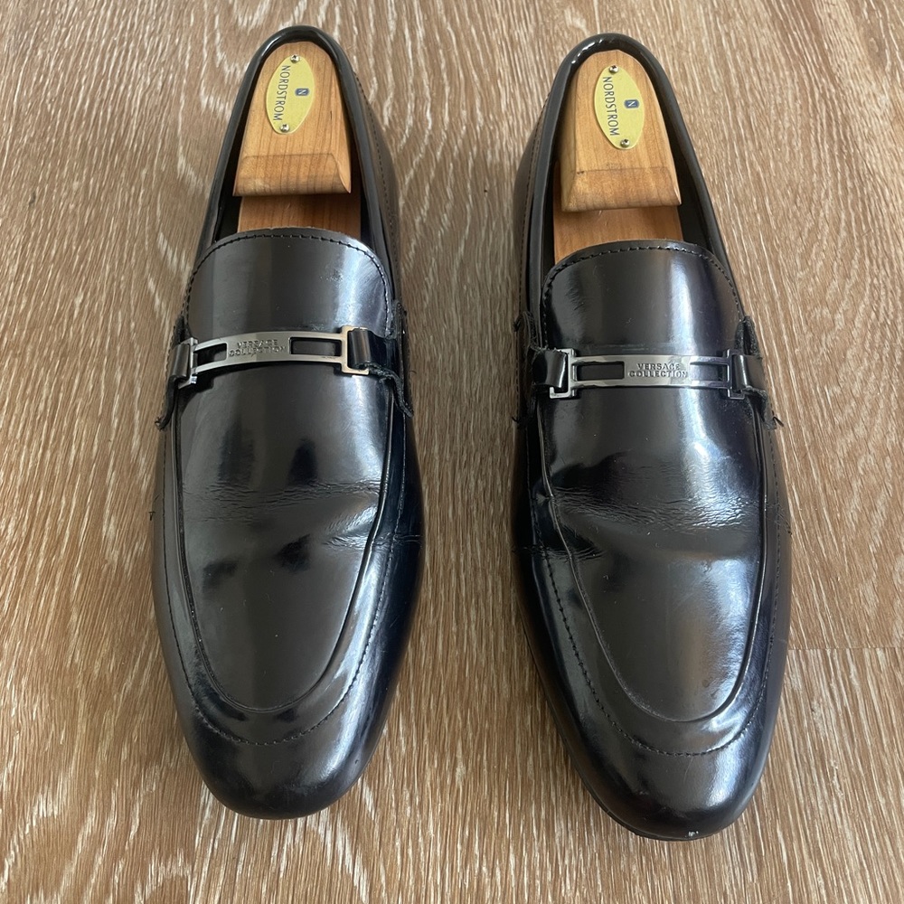 Size 41 men’s black patent leather Versace collection Italian loafers